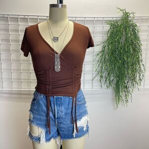 Ultra Flirt - String Top V-Neck